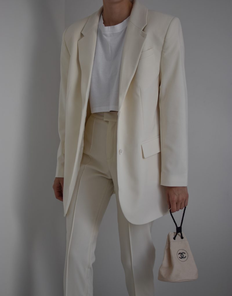 L'ACADEMIE dylan suit, nude suit, oversized blazer, chanel bag outfit